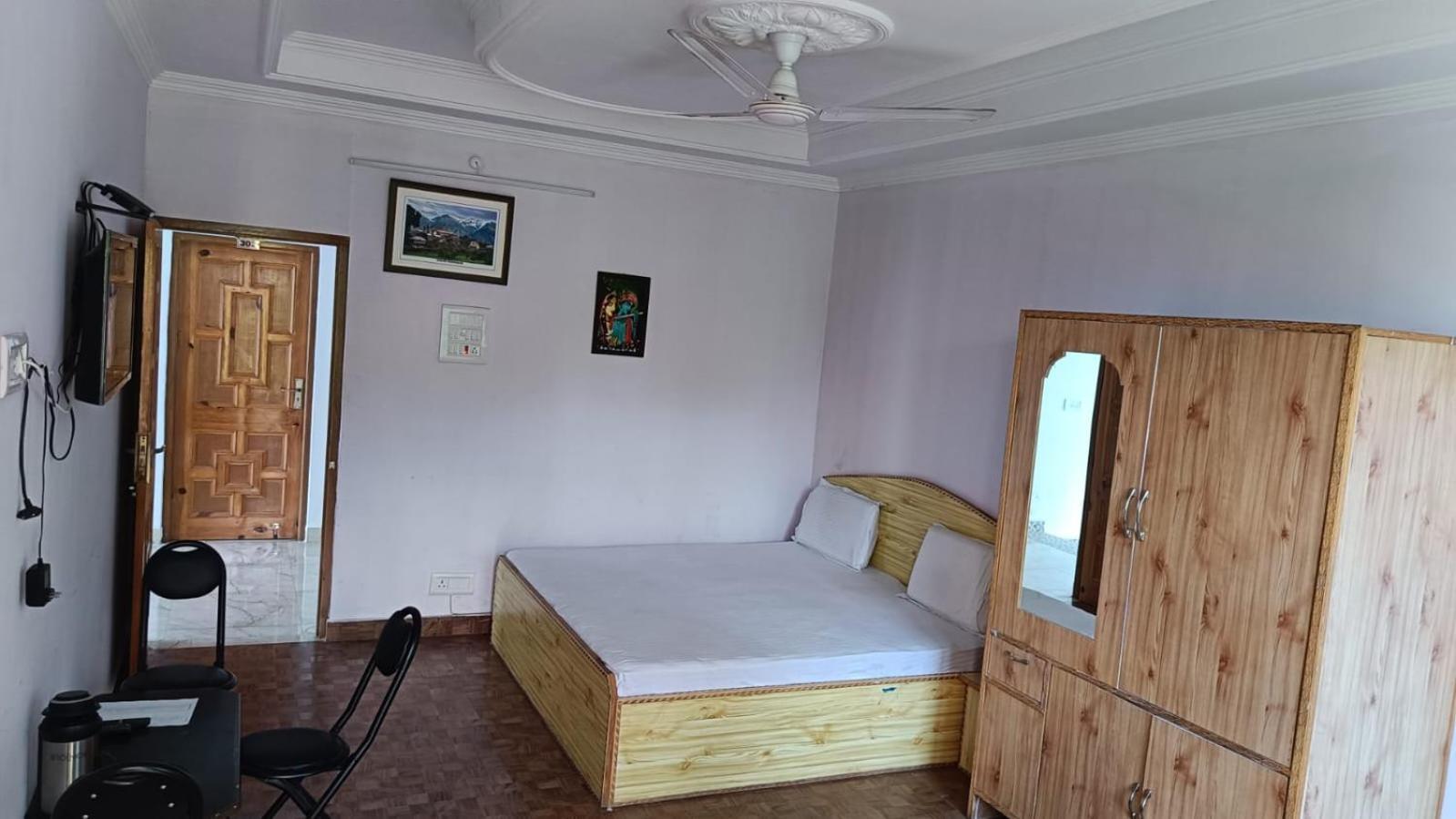 Hotel Alpine View Sarāhan Extérieur photo